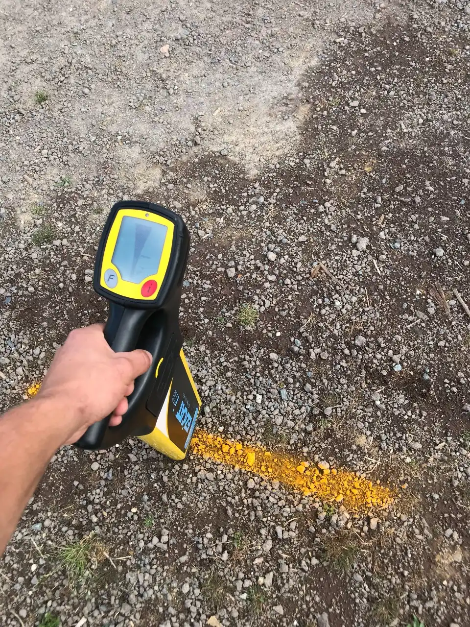 Underground cable location